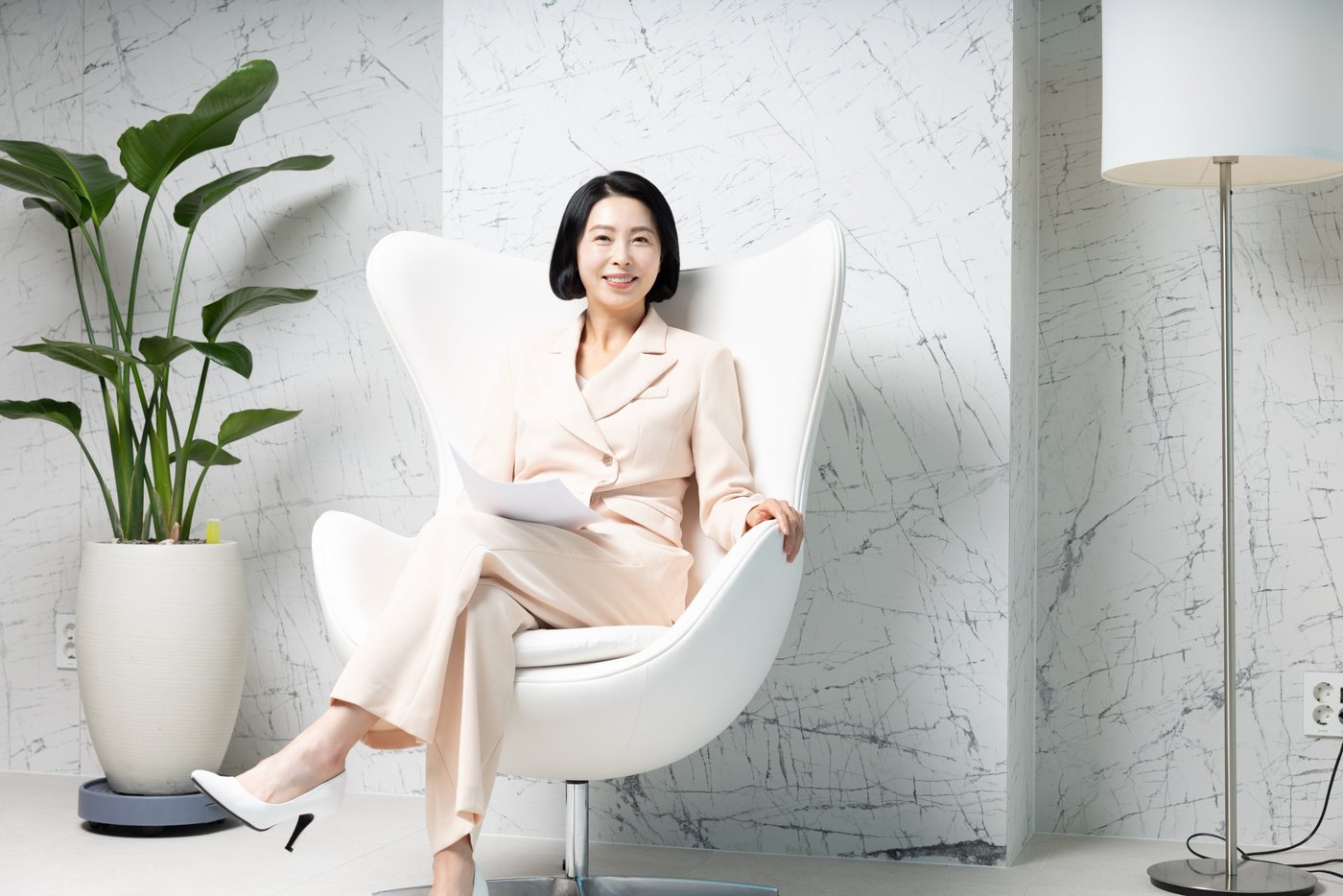 집무실 공간에서의 촬영